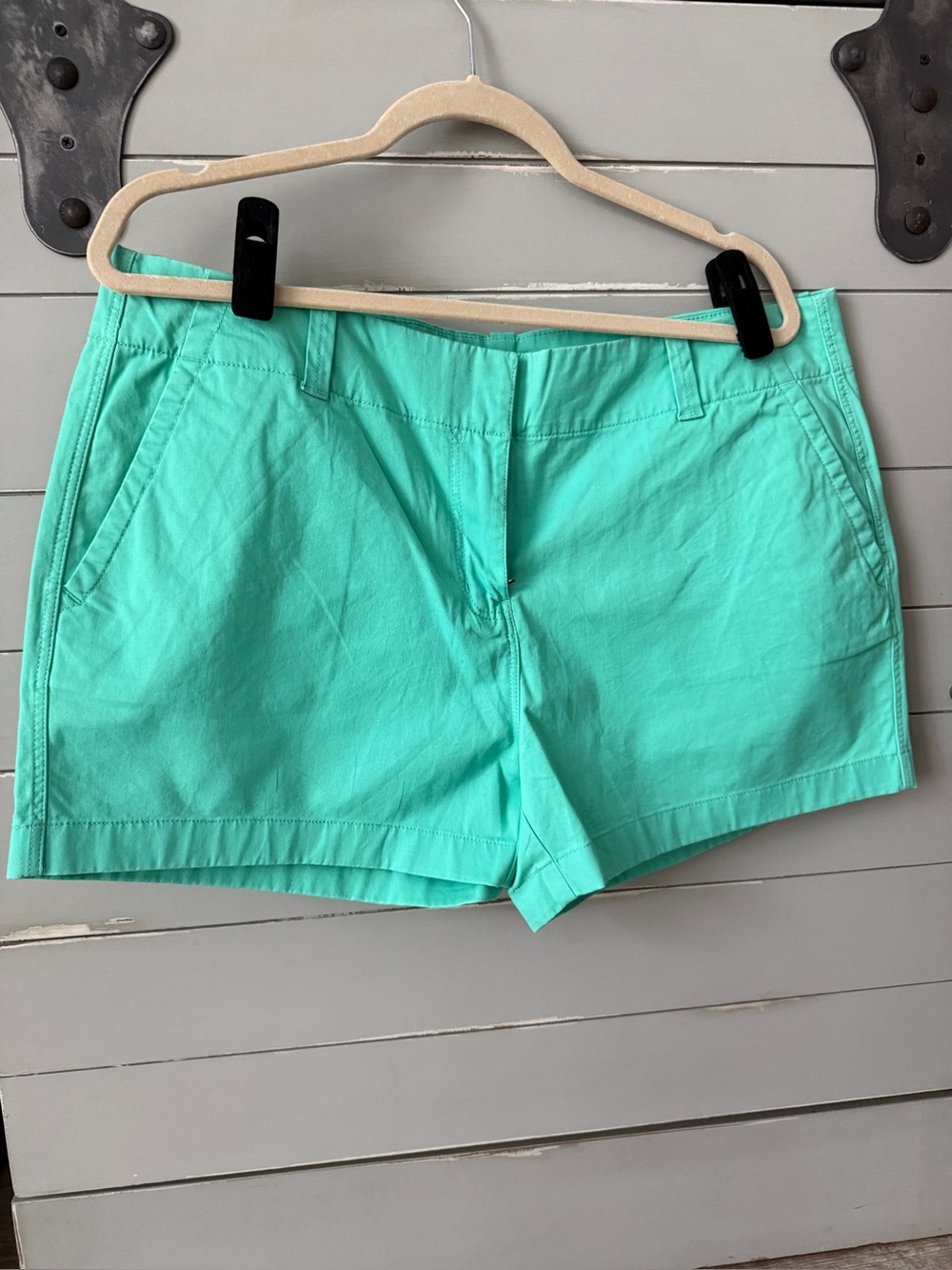 Women’s Vinyard Vines shorts- NWT